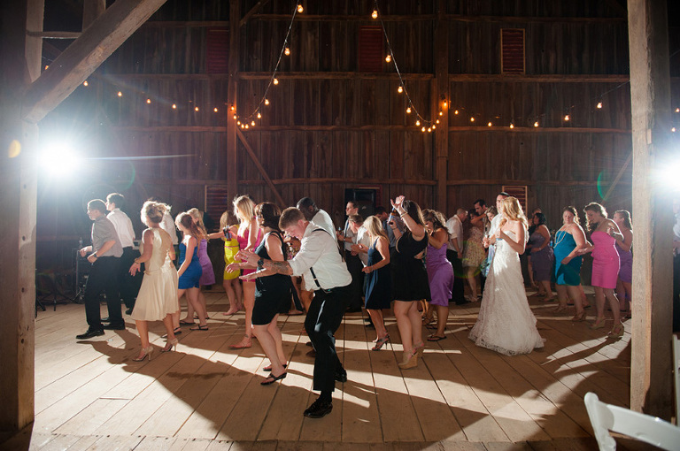 Top Tips to Get Your Wedding Guests on the Dance Floor | 48 Fields Farm in Leesburg, VA