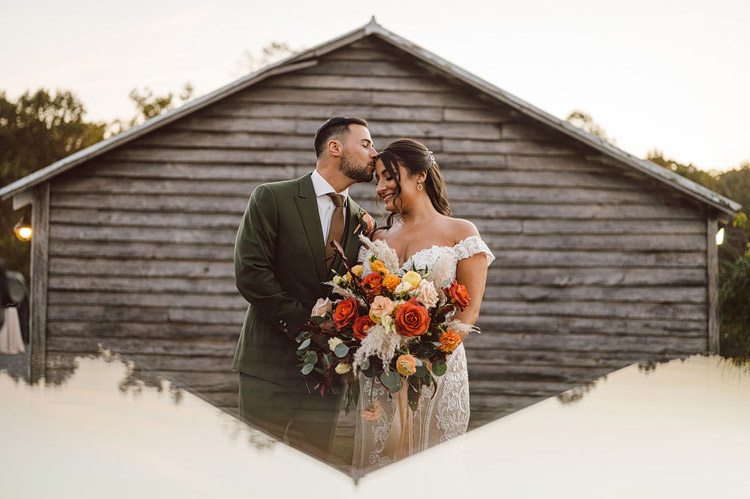 Best-Wedding-Photo-Locations -Leesburg-VA-48-Fields-Cocktail-Barn