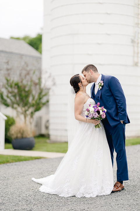 Best-Wedding-Photo-Locations -Leesburg-VA-48-Fields-Silo