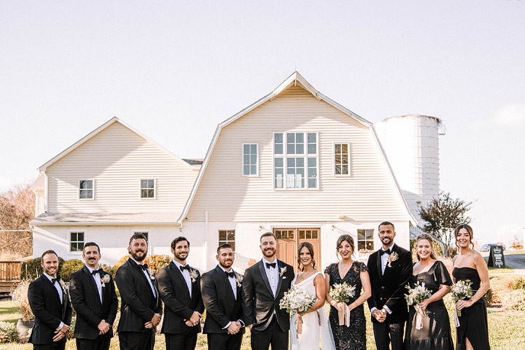 Best-Wedding-Photo-Locations -Leesburg-VA-48-Fields-Front-of-Barn