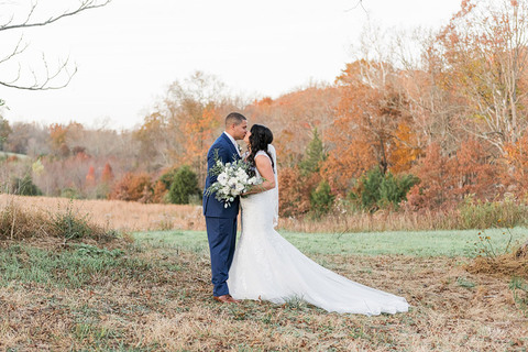 Best-Wedding-Photo-Locations -Leesburg-VA-48-Fields-Side-of-Ceremony-Patio