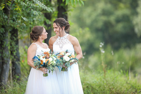 Best-Wedding-Photo-Locations -Leesburg-VA-48-Fields-Side-of-Ceremony-Patio