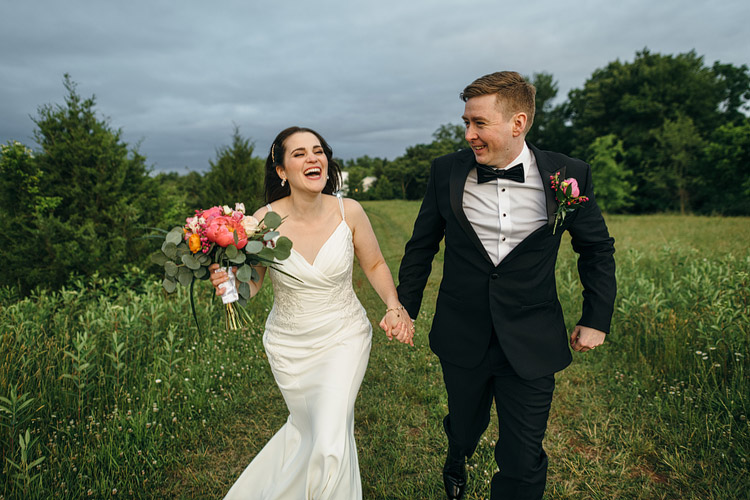 Best-Wedding-Photo-Locations -Leesburg-VA-48-Fields-The-Hay-Fields