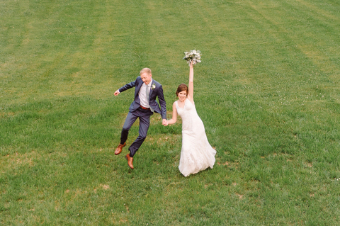 Wedding Photos in Leesburg VA | 48 Fields Farm