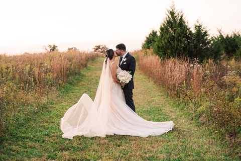 Wedding Photos in Leesburg VA | 48 Fields Farm