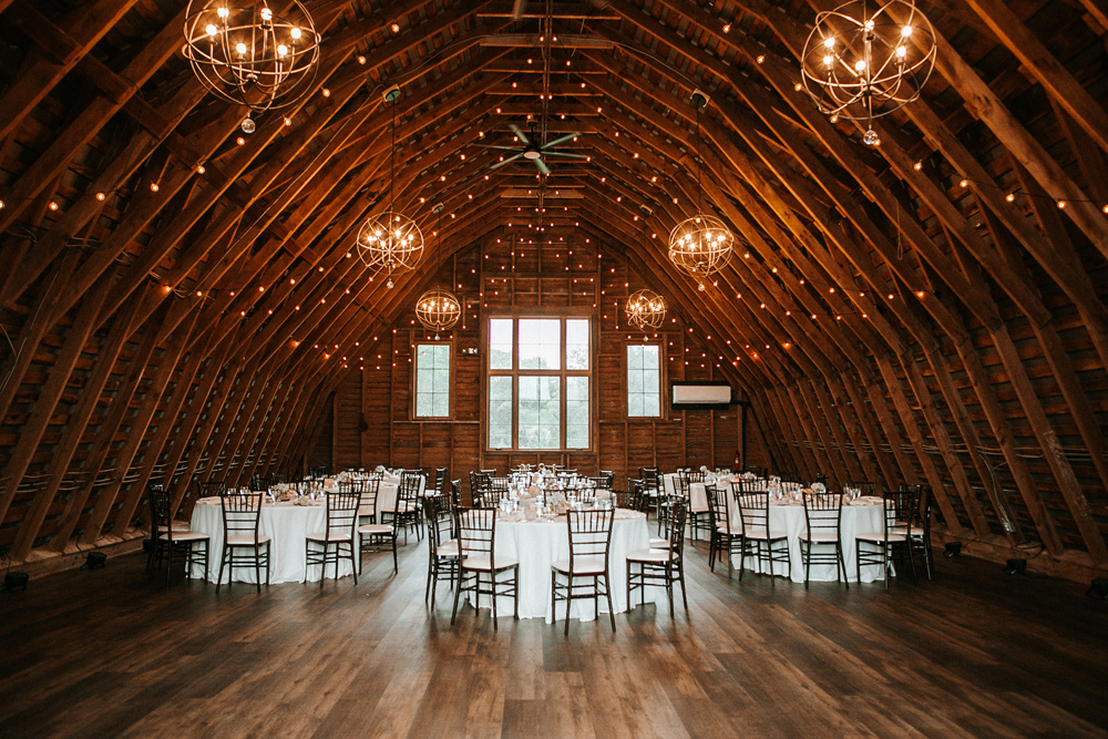 A Photo Gallery from Lindsey and Matthew's Fall Wedding at 48 Fields | Leesburg VA | Loudoun County