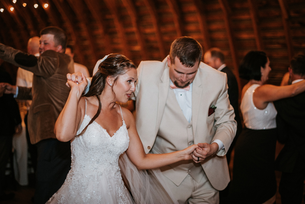 A Photo Gallery from Lindsey and Matthew's Fall Wedding at 48 Fields | Leesburg VA | Loudoun County