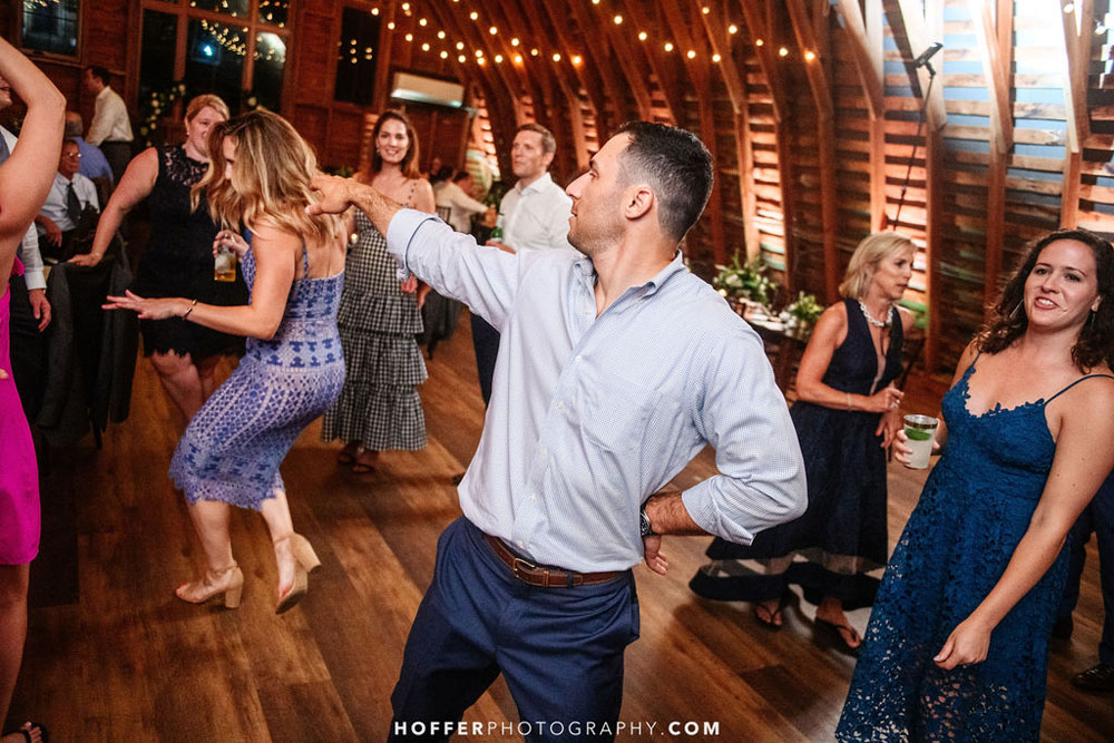 A Photo Gallery from Amanda and Dustin's Summer Wedding at 48 Fields | Leesburg VA | Loudoun County
