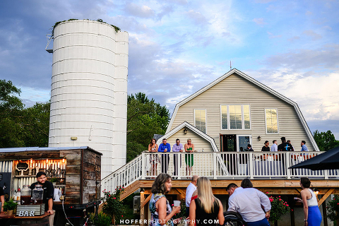 classic-white-barn-wedding-leesburg-va-48-fields-farm-amanda-dustin (29)