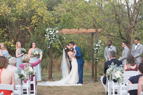 simple-rustic-wedding-blue-white-48-fields-leesburg-va-erika-connor (13)