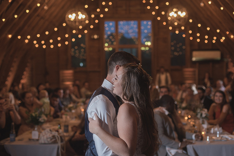 simple-rustic-wedding-blue-white-48-fields-leesburg-va-erika-connor (22)