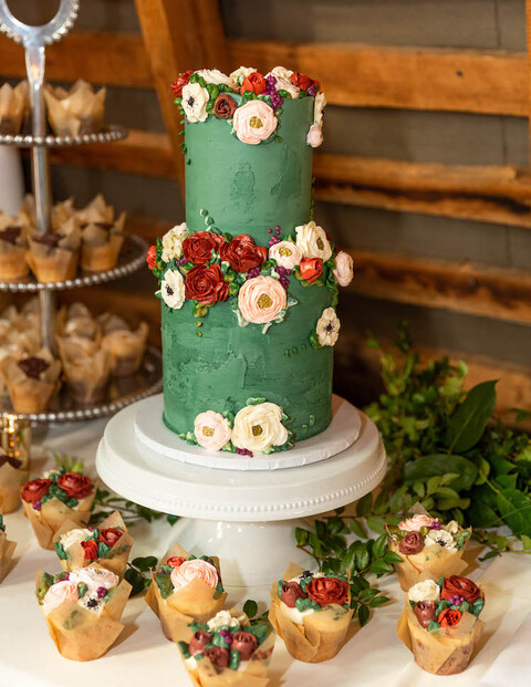 fun wedding desserts green wedding cake - 48 Fields Wedding Barn | Northern VA