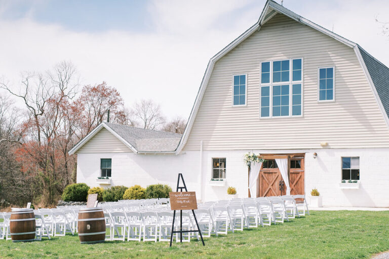 ErikKaty_Ceremony_MaddyWilliamsPhotography-1