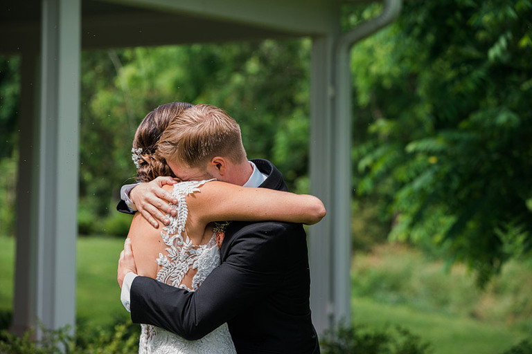 neutral-toned-wedding-northern-virginia-barn-48-fields-leesburg-va