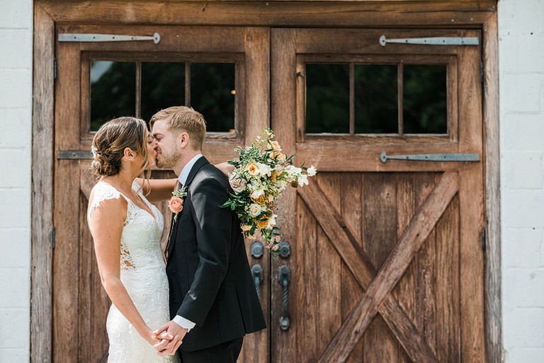 neutral-toned-wedding-northern-virginia-barn-48-fields-leesburg-va