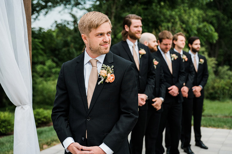 neutral-toned-wedding-northern-virginia-barn-48-fields-leesburg-va