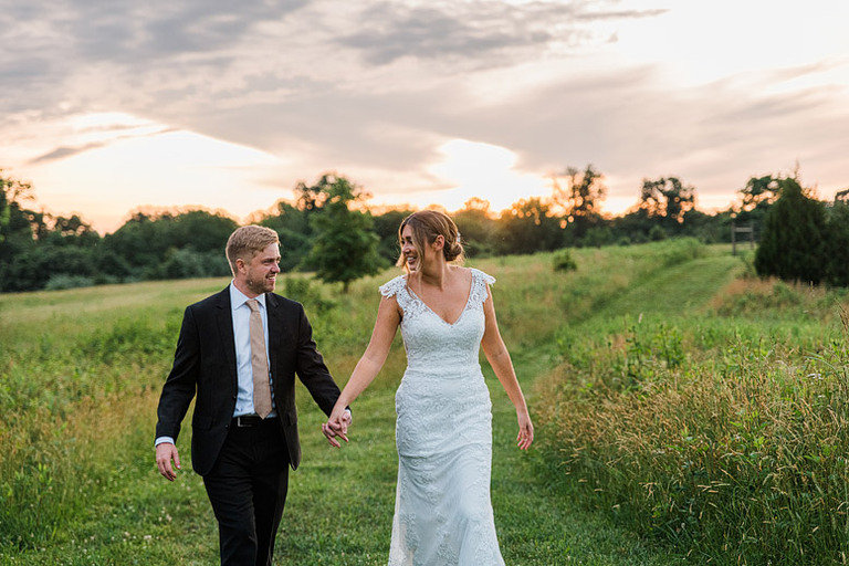 neutral-toned-wedding-northern-virginia-barn-48-fields-leesburg-va