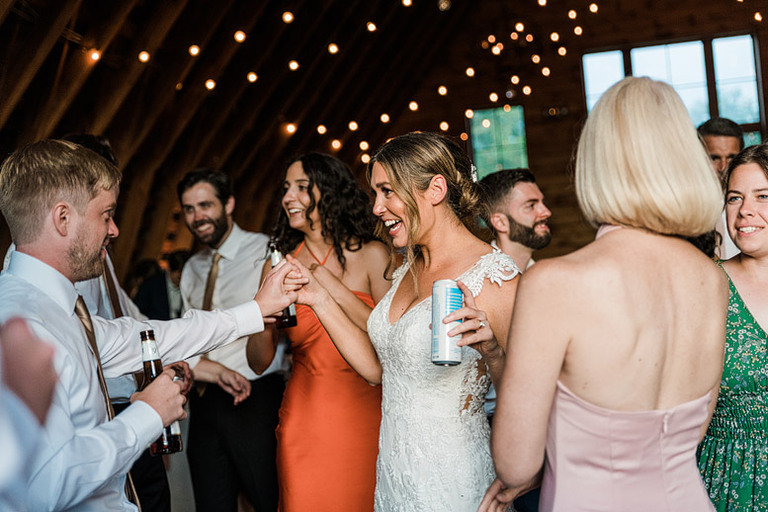 neutral-toned-wedding-northern-virginia-barn-48-fields-leesburg-va