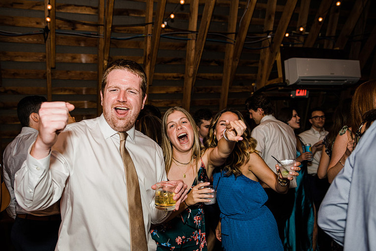 neutral-toned-wedding-northern-virginia-barn-48-fields-leesburg-va