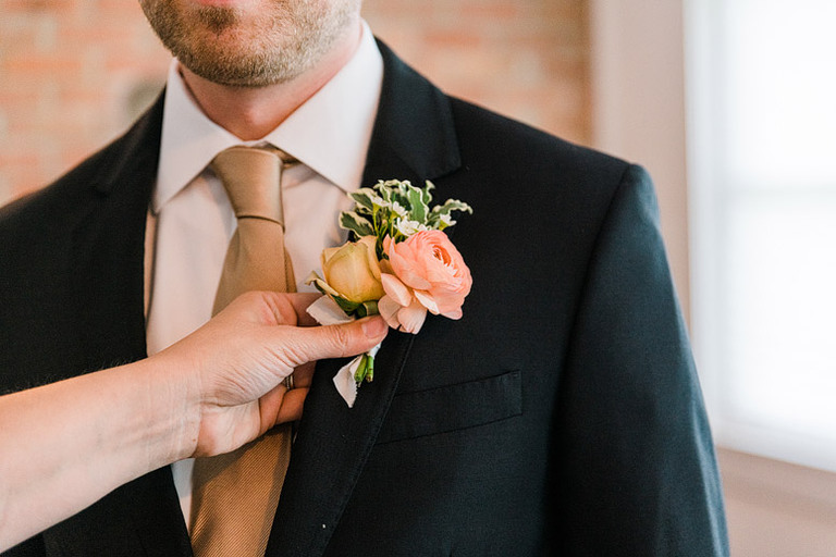 neutral-toned-wedding-northern-virginia-barn-48-fields-leesburg-va