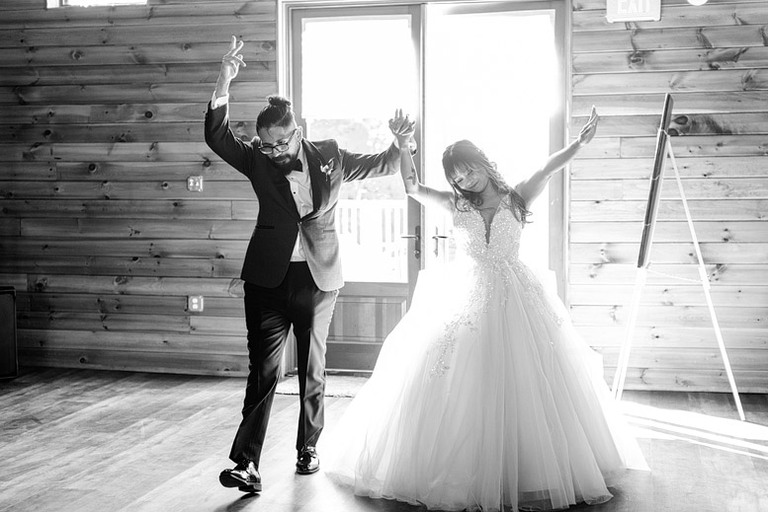 pink-peach-summer-barn-wedding-48-fields-leesburg-va-donnaly-kevin