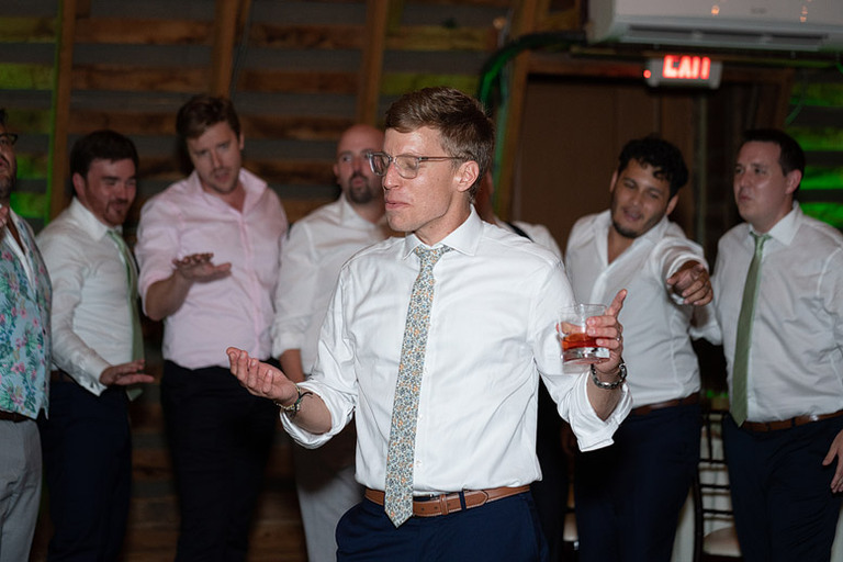 fall-wildflower-wedding-northern-virginia-48-fields-leesburg-va-janelle-jordan