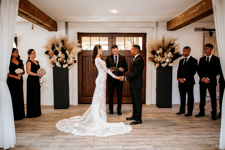 Northern-Virginia-Winter-Wedding-Photos-48-Fields-Leesburg-VA