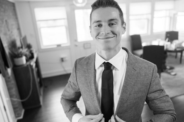 Top-10-Best-Wedding-Getting-Ready-Photos-2023-48-Fields-Loudoun-County-VA