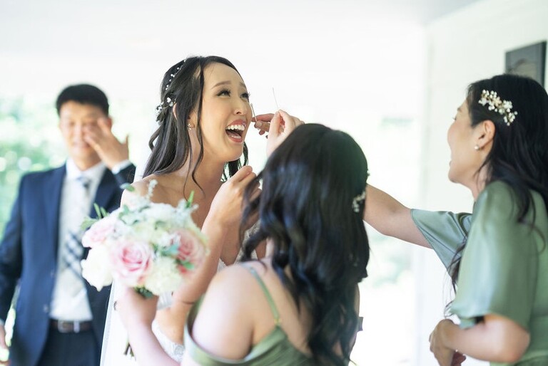 Top-10-Best-Wedding-Getting-Ready-Photos-2023-48-Fields-Loudoun-County-VA