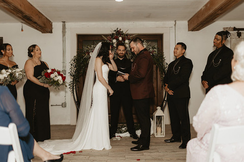 dark-moody-black-burgundy-wedding-leesburg-va-48-fields-courtney-dylan