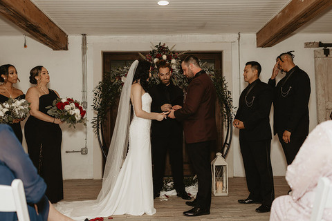 dark-moody-black-burgundy-wedding-leesburg-va-48-fields-courtney-dylan
