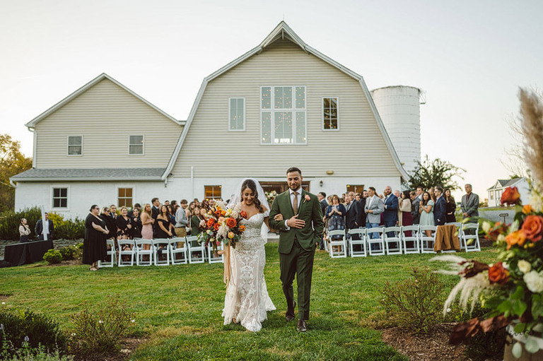 cranberry-and-olive-green-fall-wedding-northern-virginia-barn-wedding-48-fields-melissa-anthony