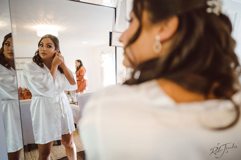 cranberry-and-olive-green-fall-wedding-northern-virginia-barn-wedding-48-fields-melissa-anthony