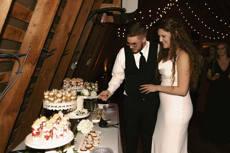 black-white-emerald-green-formal-winter-wedding-northern-virginia-48-fields-brittany-travis