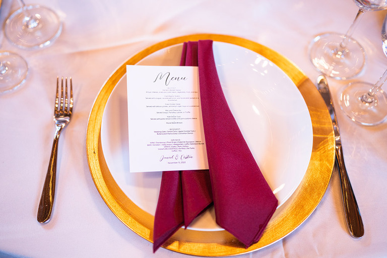 red-yellow-sunflower-fall-micro-wedding-northern-virginia-48-fields-kirsten-dan