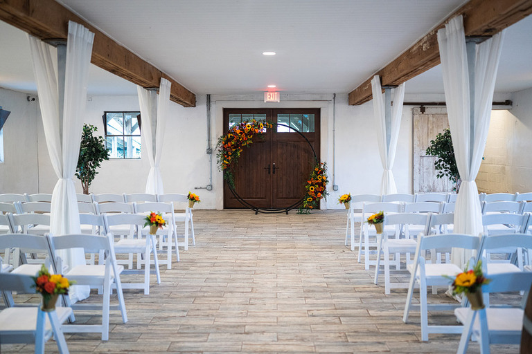 red-yellow-sunflower-fall-micro-wedding-northern-virginia-48-fields-kirsten-dan