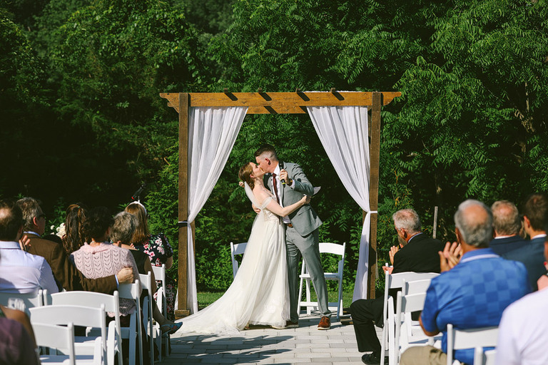 soft-pastel-summer-wedding-northern-virginia-48-fields-jane-sean