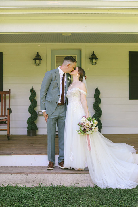 soft-pastel-summer-wedding-northern-virginia-48-fields-jane-sean