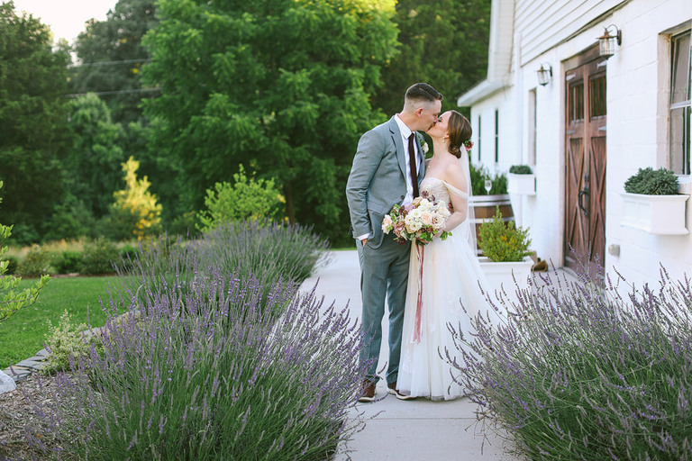 soft-pastel-summer-wedding-northern-virginia-48-fields-jane-sean