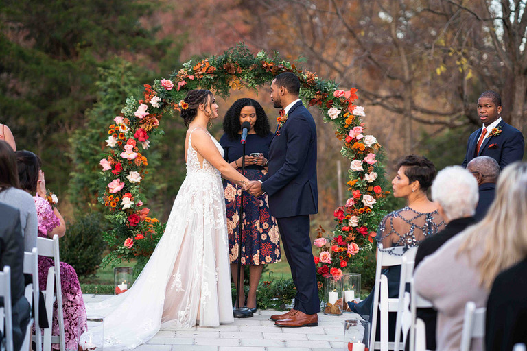 burnt-orange-yellow-fall-wedding-leesburg-va-48-fields-becca-vincent