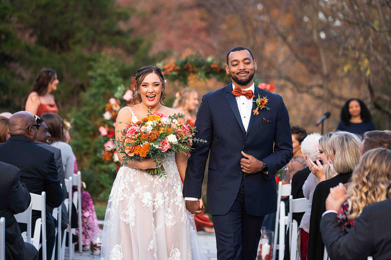 burnt-orange-yellow-fall-wedding-leesburg-va-48-fields-becca-vincent