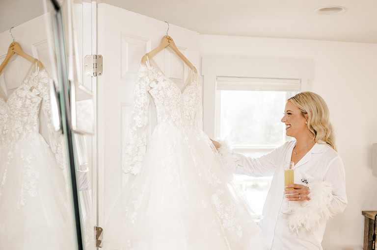 elegant-christmas-theme-winter-wedding-loudoun-county-va-48-fields-taylor-connor