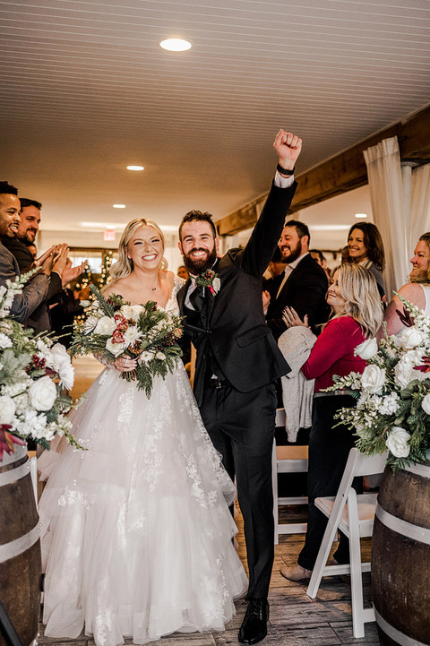 elegant-christmas-theme-winter-wedding-loudoun-county-va-48-fields-taylor-connor