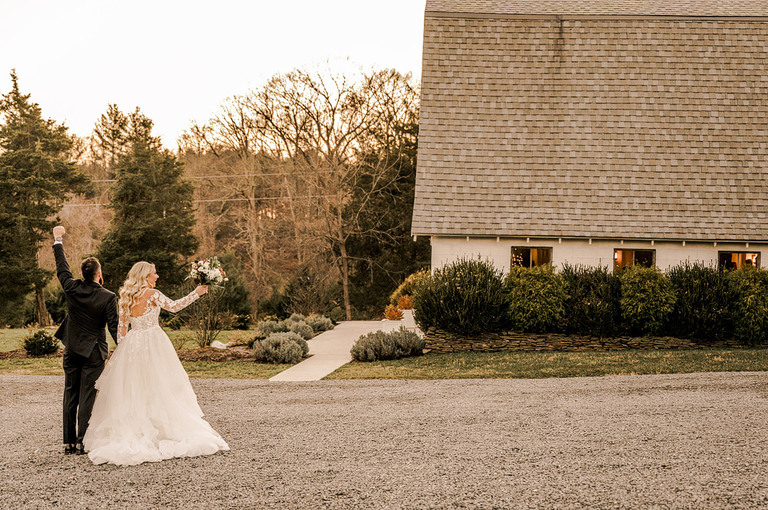 elegant-christmas-theme-winter-wedding-loudoun-county-va-48-fields-taylor-connor