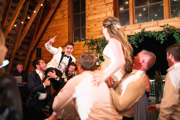 navy-blue-light-blue-white-traditional-church-wedding-leesburg-va-48-fields-brooke-justus