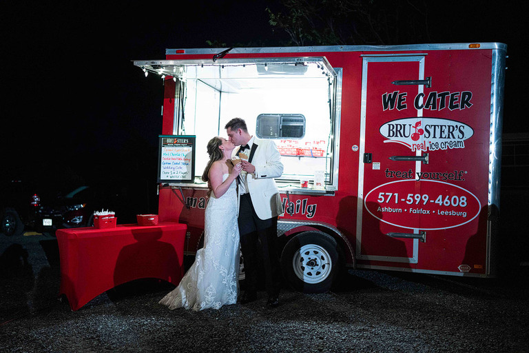 navy-blue-light-blue-white-traditional-church-wedding-leesburg-va-48-fields-brooke-justus