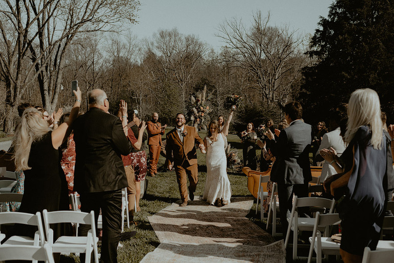 music-festival-theme-wedding-northern-virginia-48-fields-megan-dave