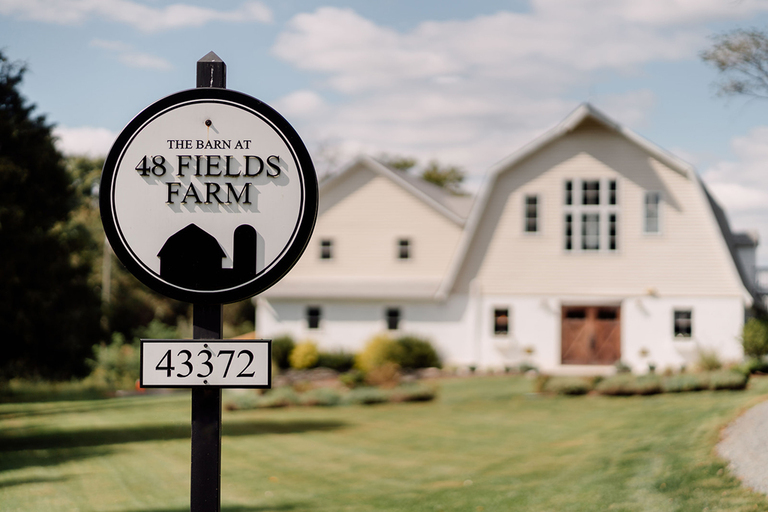 48-Fields-White-Wedding-Barn-Leesburg-VA-Exterior-Brittni-Milton